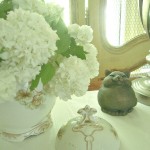 Easy Flower Arranging in a Vintage Container :: AnExtraordinaryDay.net