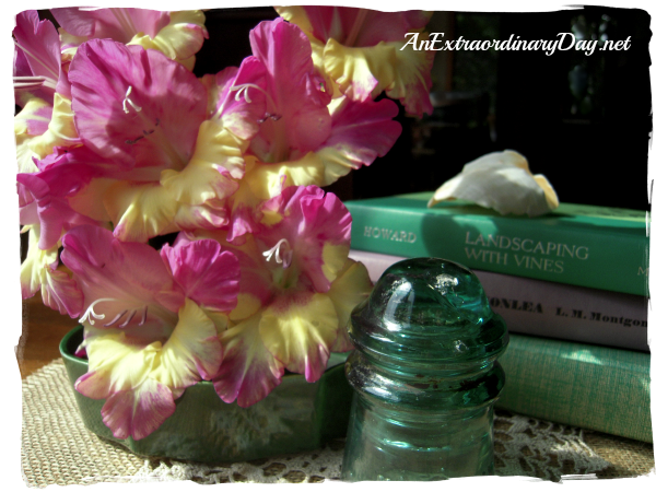 Easy Floral Arrangement of Glads | How to | AnExtraordinaryDay.net
