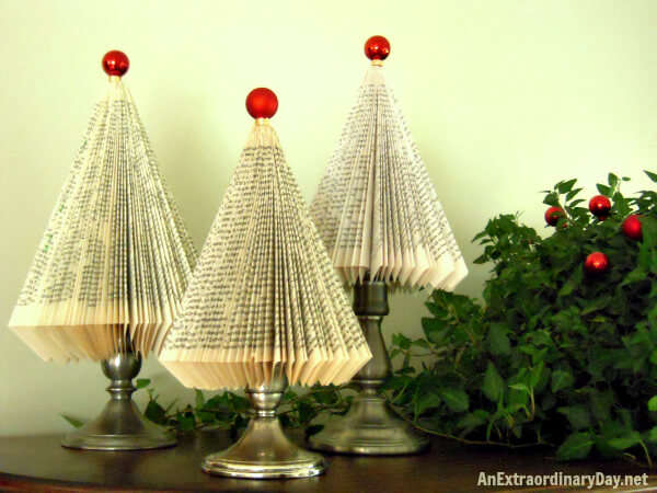 Tutorial to Make a Christmas trees from Paperback books from AnExtraordinaryDay.net