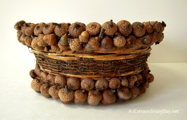 Acorn and Oak Leaf Basket with two rows, top and bottom, completed by AnExtraordinaryDay.net
