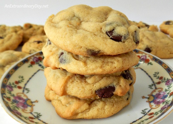 Light and Delicious Chocolate Chip Cookies