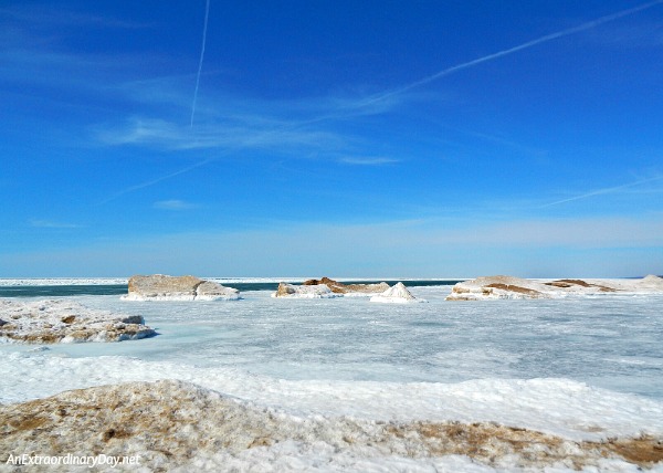Off the beaten path to see frozen icebergs on Lake Michigan