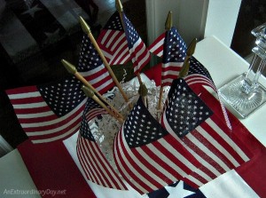 A bouquet of American flags :: Patriotic Holiday Decorating Ideas