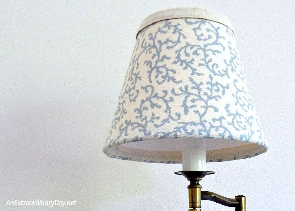 Makeover That Tired Old Lampshade, How To Cover A Lampshade With Wrapping Paper