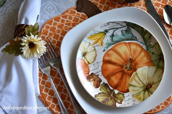 How to Create a Simple Elegant Thanksgiving Table Cheaply