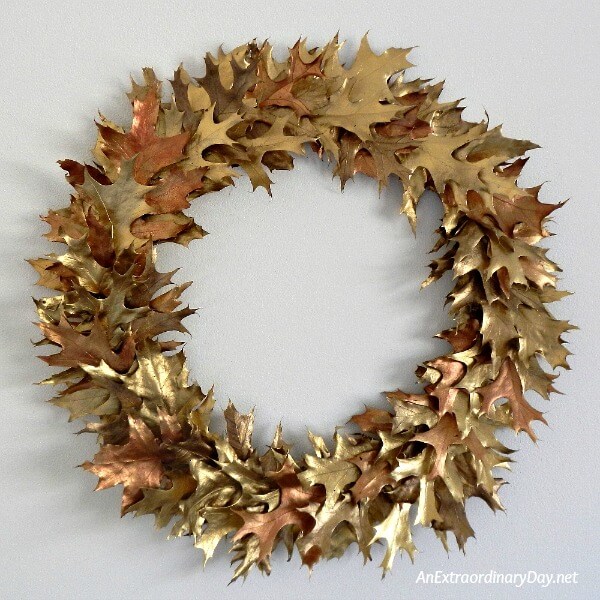 Stunning Gold Oak Leaf Christmas Wreath is perfect for Thanksgiving, too - AnExtraordinaryDay.net