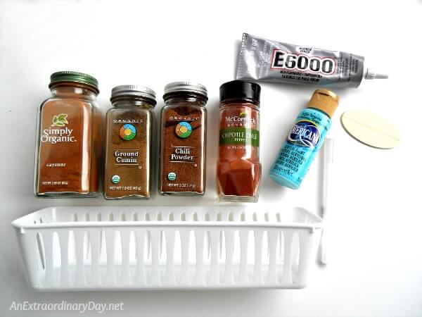 DIY kitchen spice organizing ideas for the cabinets 