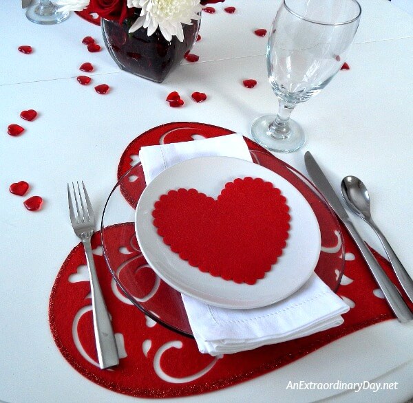 Valentine's Day Table Setting with Envelope Napkin Fold  Valentine day table  decorations, Valentine table decorations, Diy valentine's day decorations