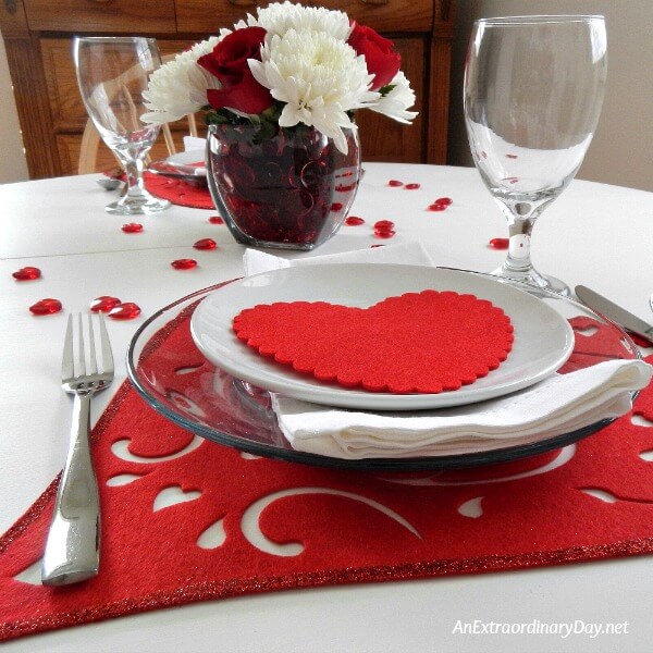 Valentine's Day Table Setting with Envelope Napkin Fold  Valentine day  table decorations, Valentine table decorations, Diy valentine's day  decorations