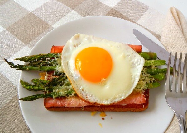 Treat yourself to a simple summer sandwich made on Pepperidge Farm Bread with ham and egg and cheese and asparagus... it's so good! #shop