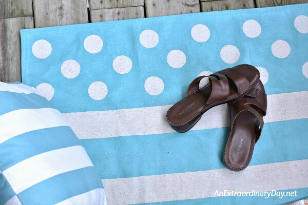 Small Space Outdoor Decorating Ideas - Make a Floor Cloth in an Afternoon for Your Patio or Deck or Porch 