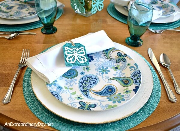 Pretty Cheap and Turquoise Tablescape 