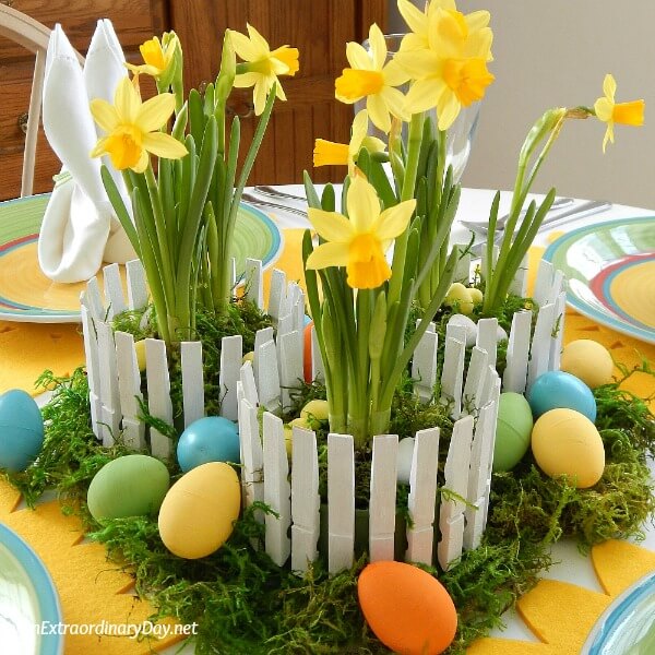 My Favorite Inexpensive Easter Centerpiece - It's Easy to Make, too!