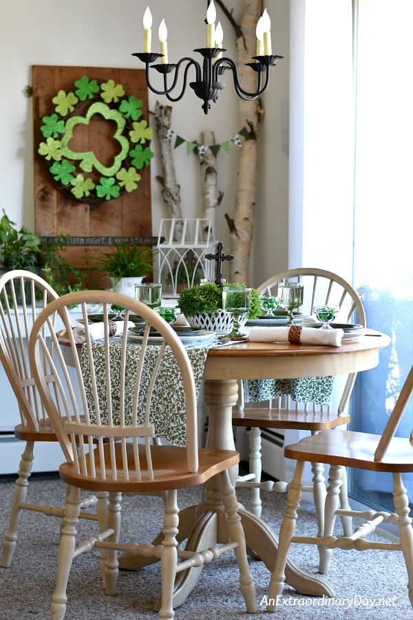 Dining area decorated with green and moss for St Patrick's Day - AnExtraordinaryDay.net