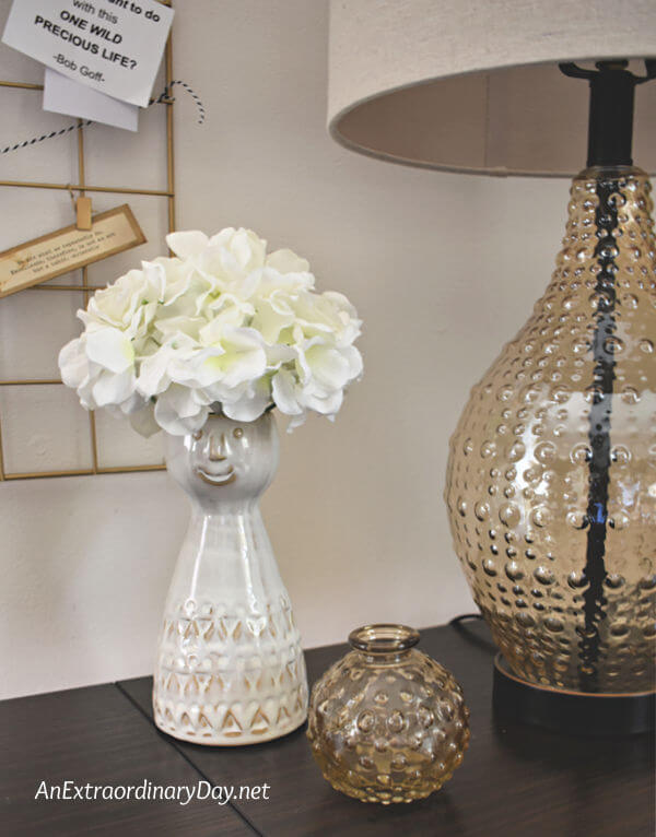 lamp + flower arrangement = home desk top decor